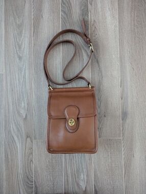 Vintage Coach Murphy